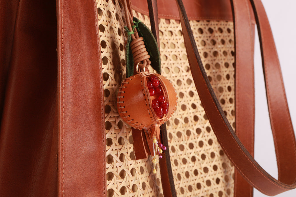 Tote Maru · Toffee