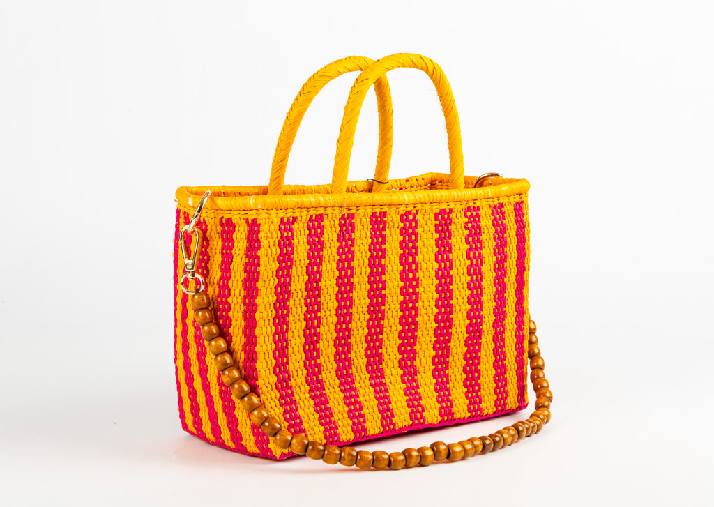 Aura · Fucsia y amarillo