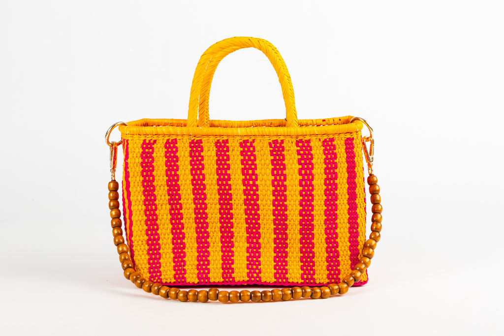 Aura · Fucsia y amarillo